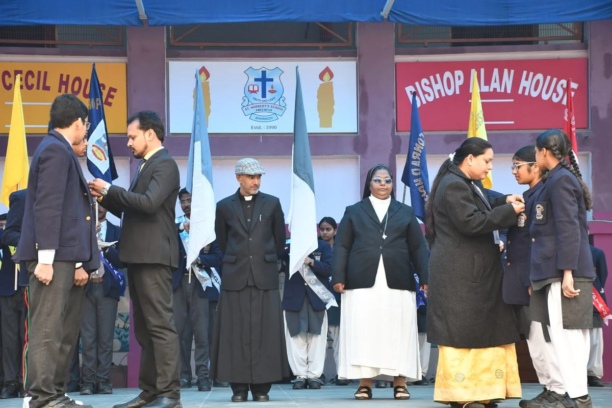 Investiture - Photo 5